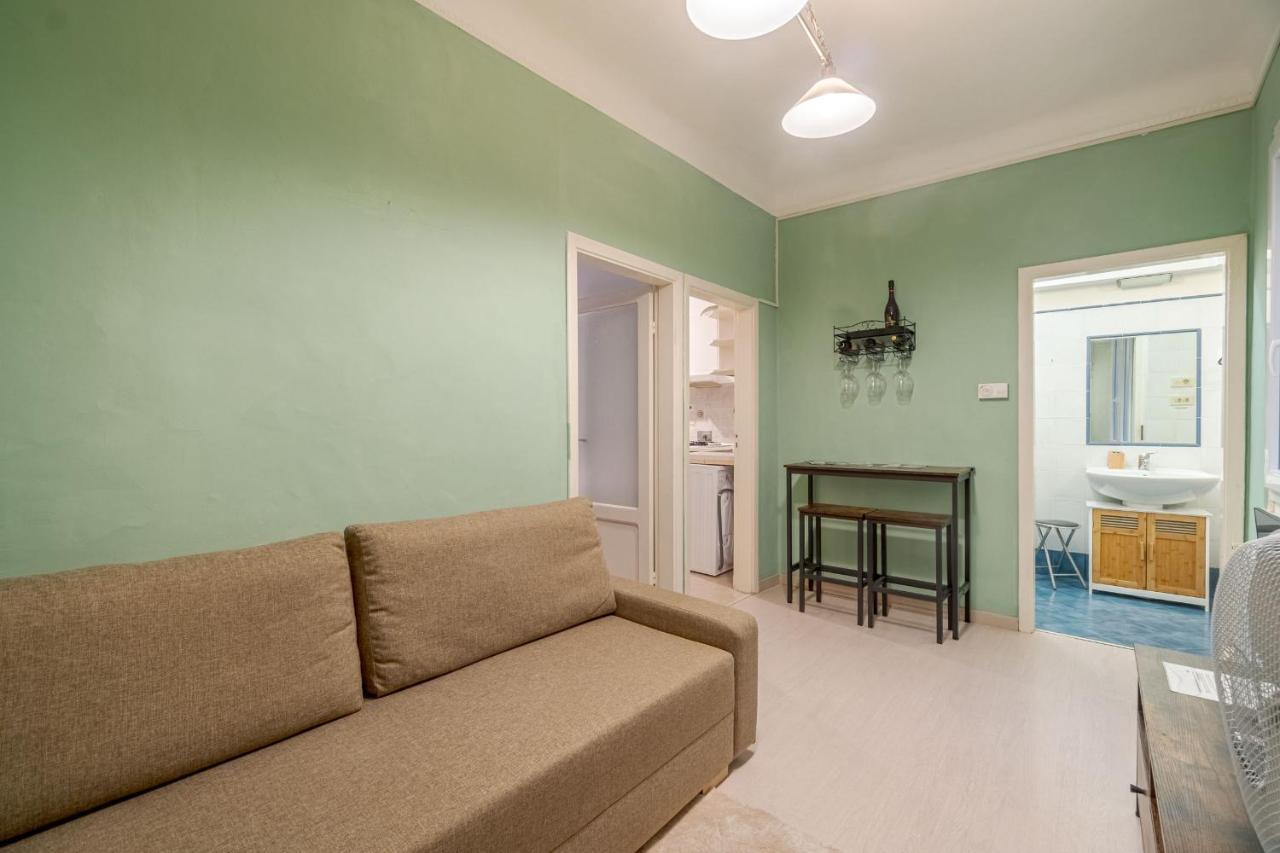 Apartmán Casa Poirot Functional Flat Janov Exteriér fotografie